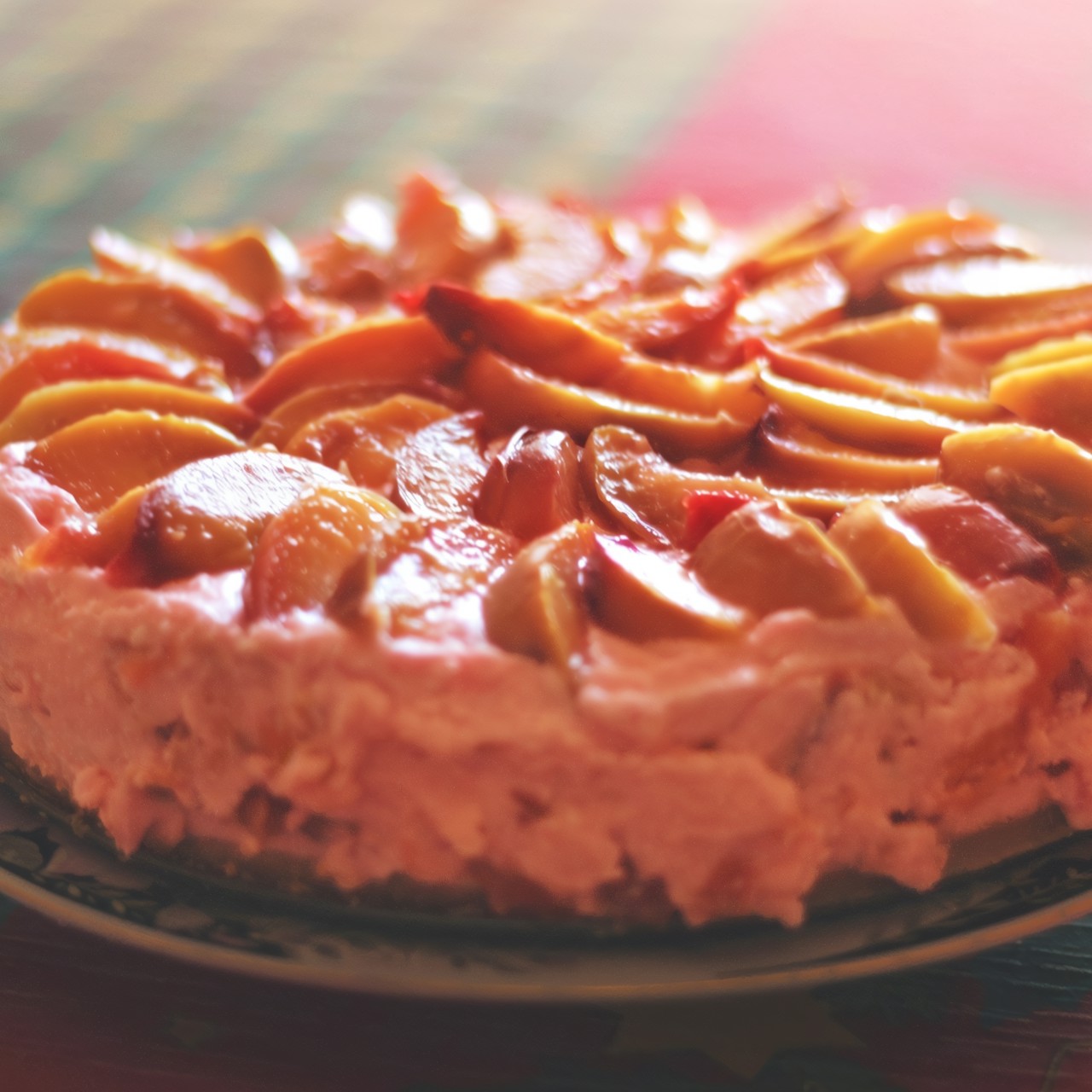 Творожный торт с нектаринами