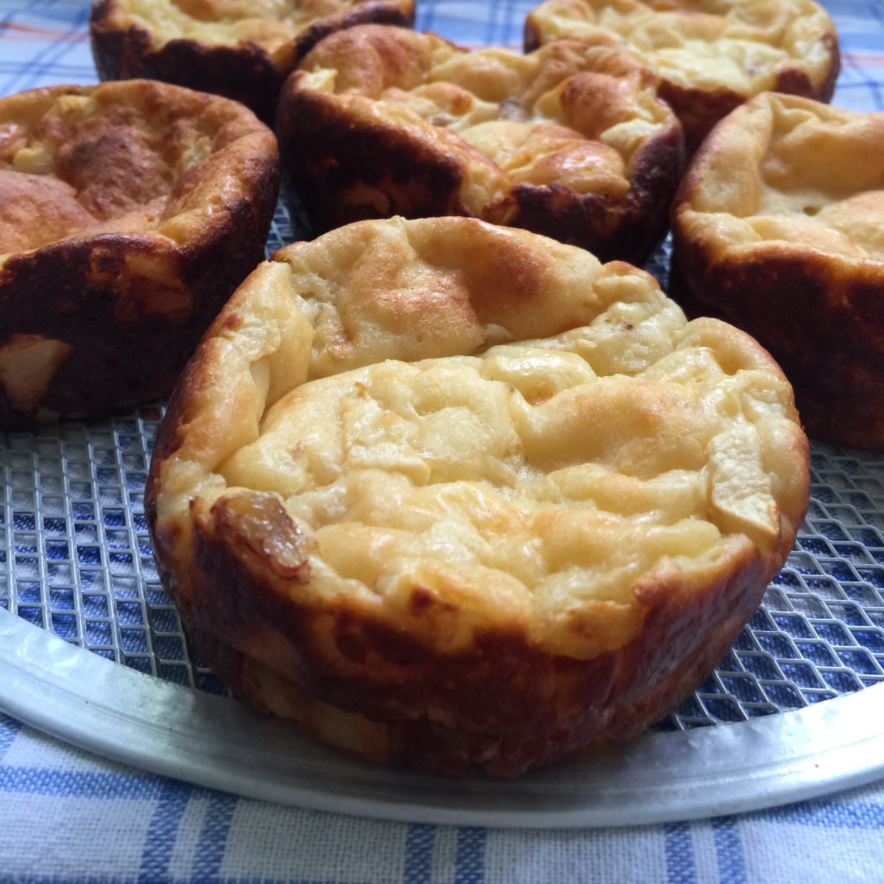 Творожники с яблоком и бананом на фруктозе