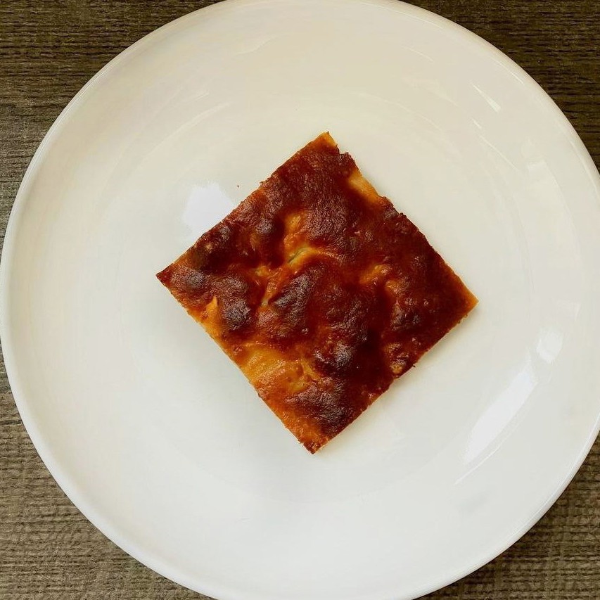 Творожный бисквит с орехами