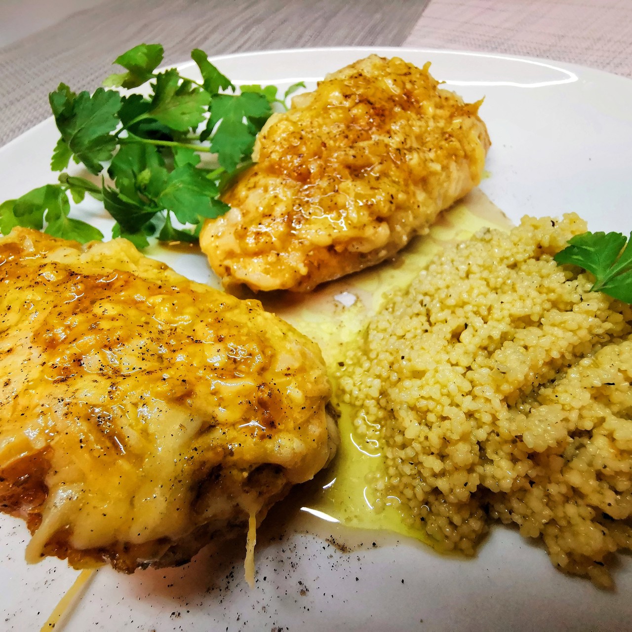 Утиная грудка, запеченная с сыром