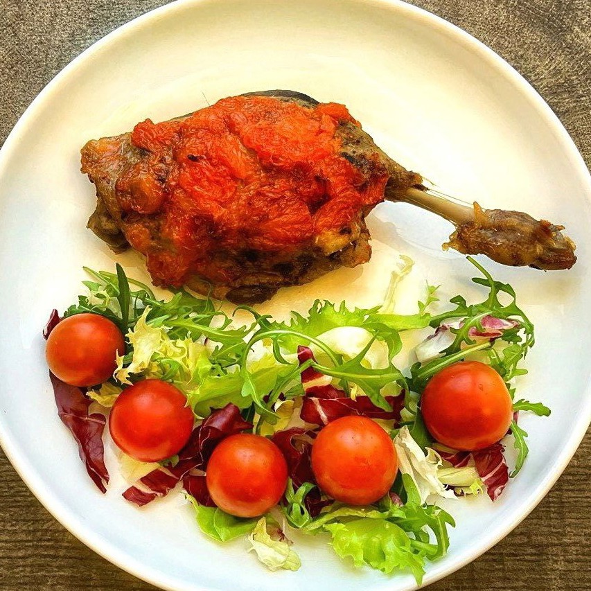 Утиные ножки с корицей и грейпфрутом