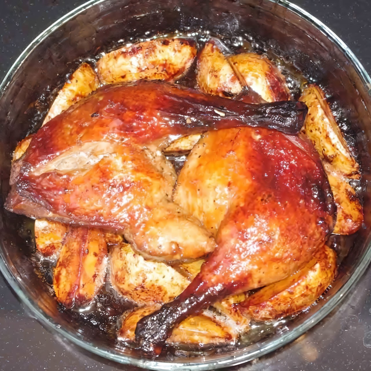 Утка в глазури с печеным картофелем