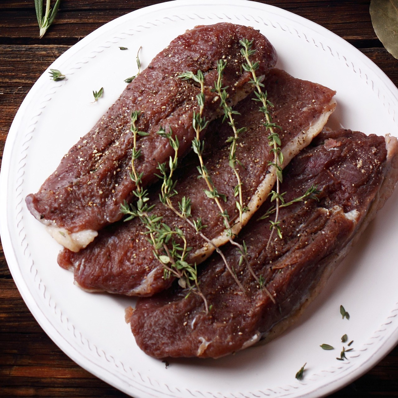 Вяленая утка с розмарином и тимьяном