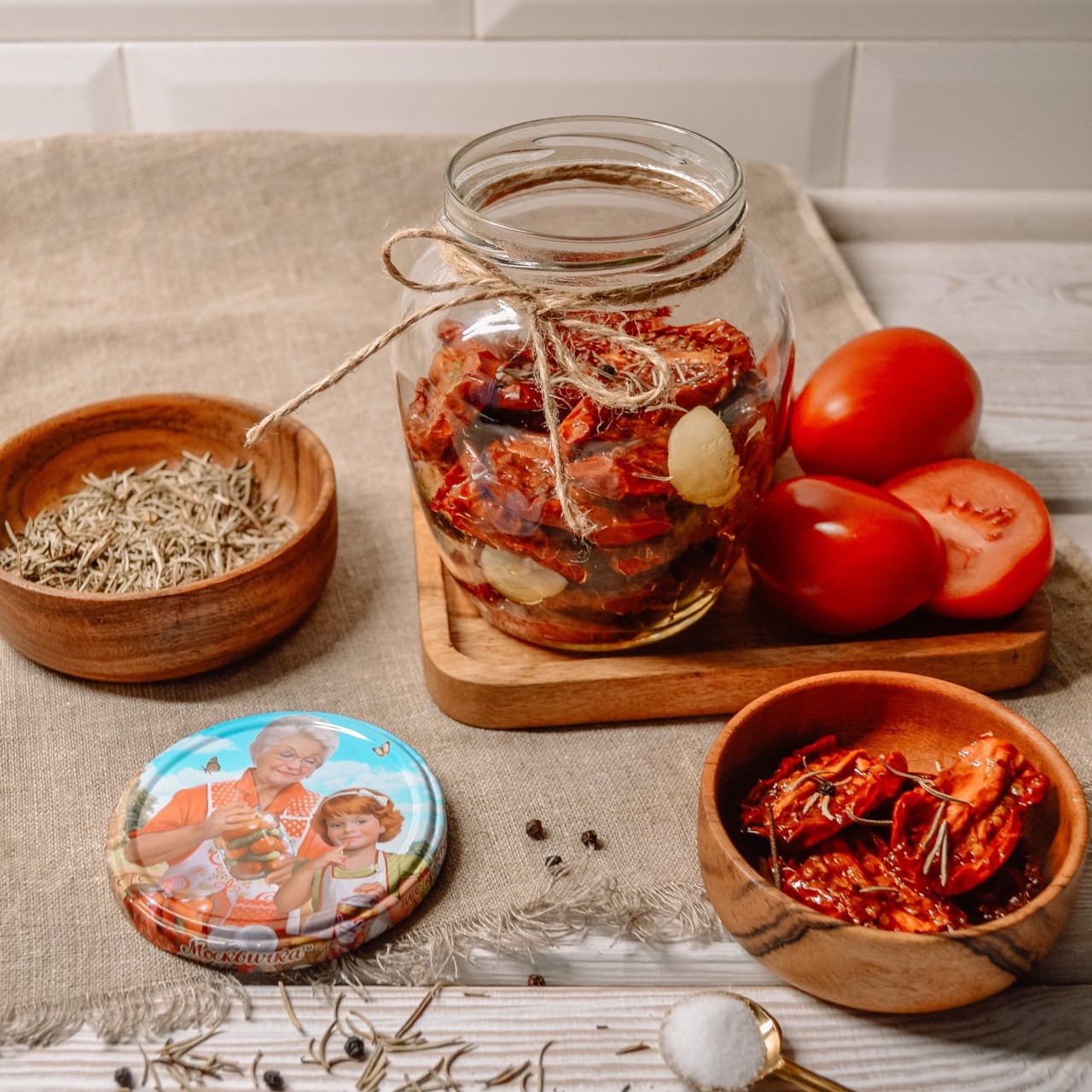 Вяленые помидоры с прованскими травами и тимьяном