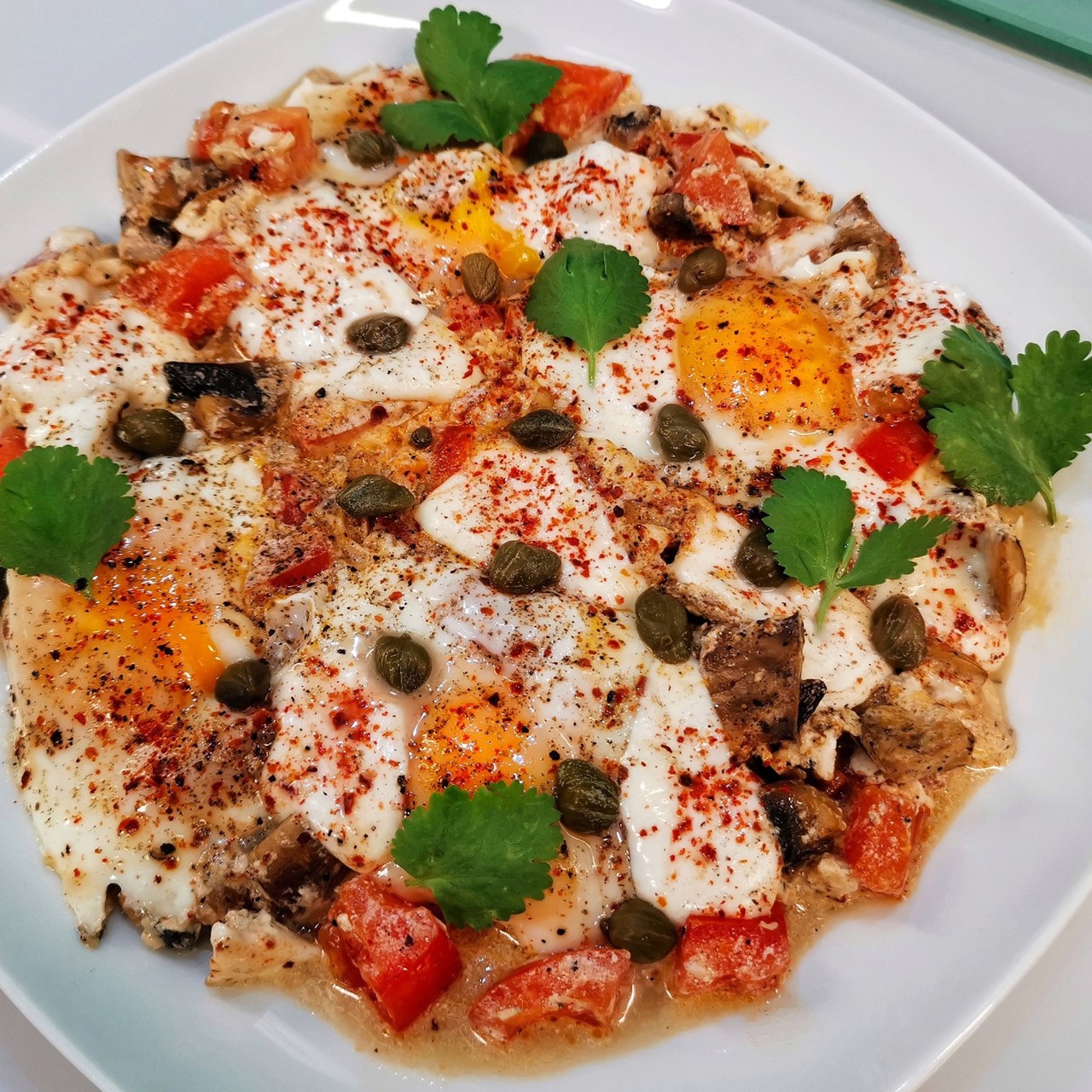 Яичница с грибами