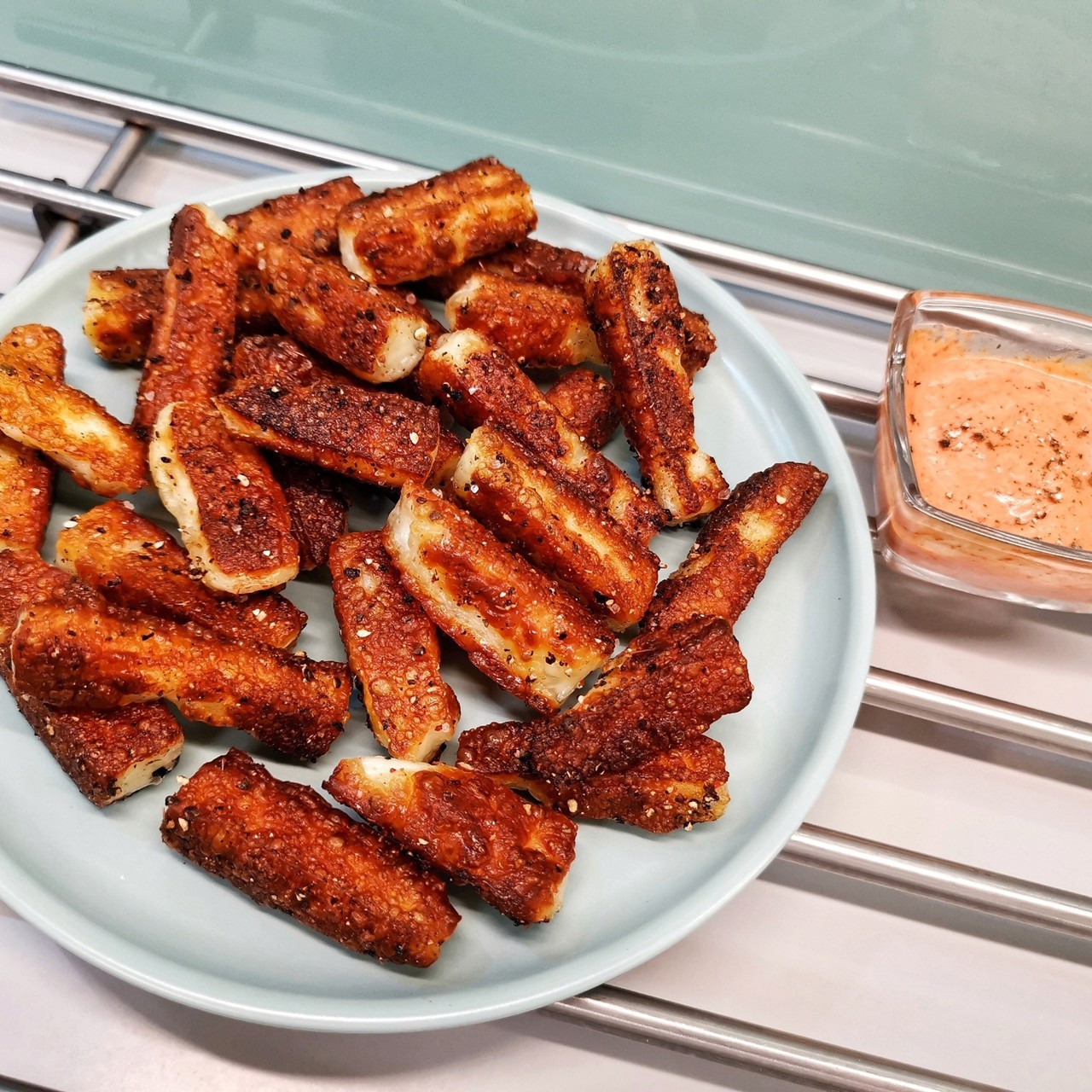 Закуска из сыра халуми