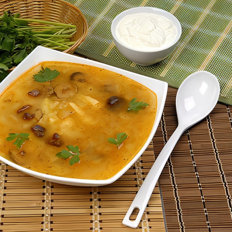 Запеченая курица с грибами