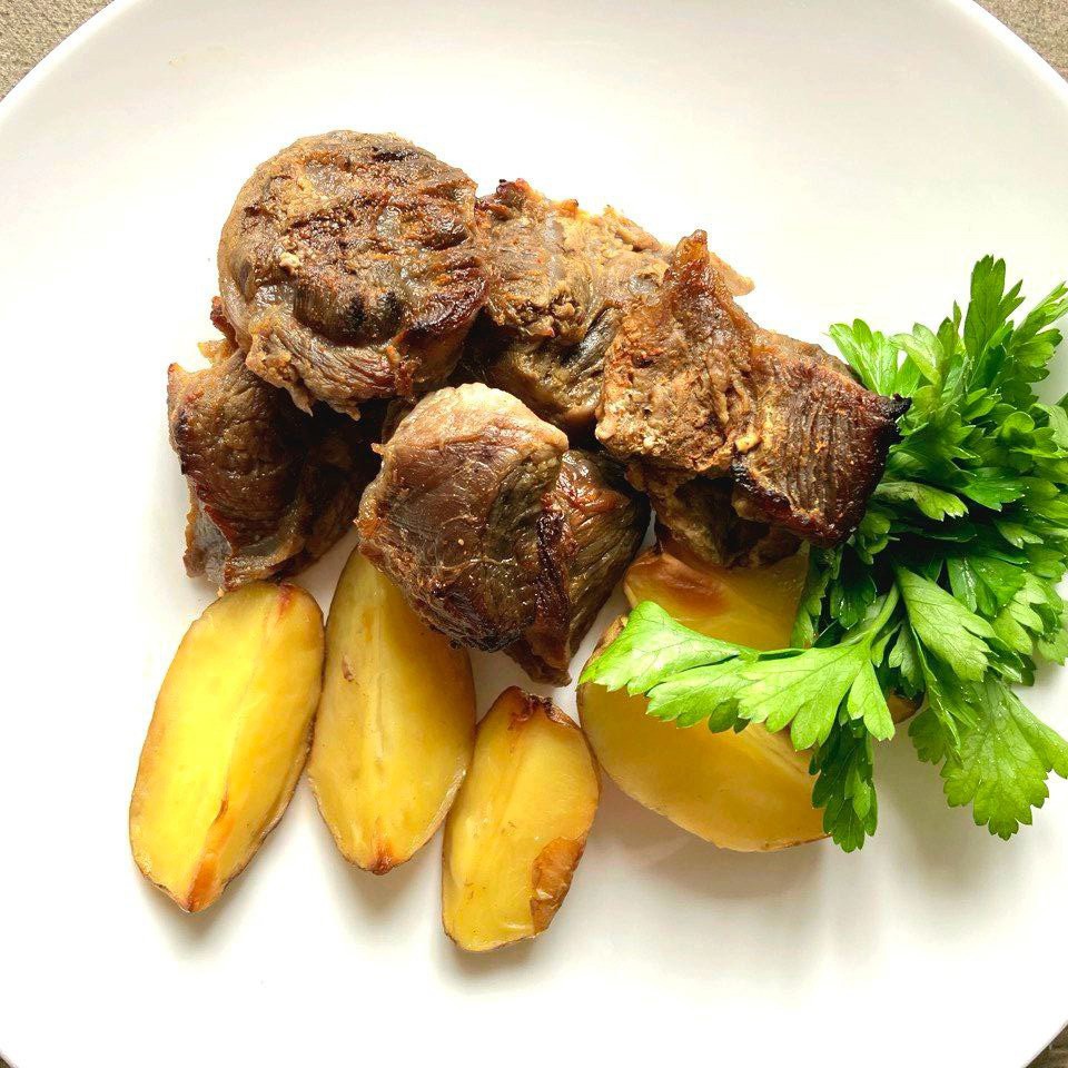 Запеченная говядина с картофелем