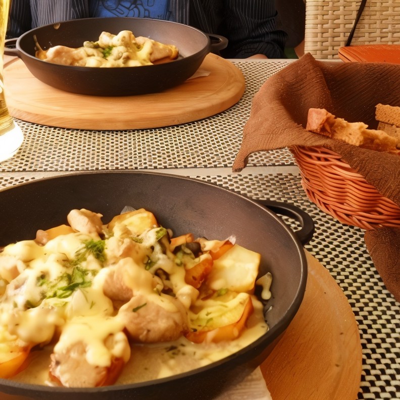 Запеченный картофель в яйце