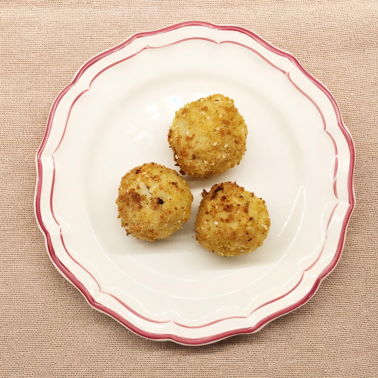 Запечёные «тефтели» из цветной капусты