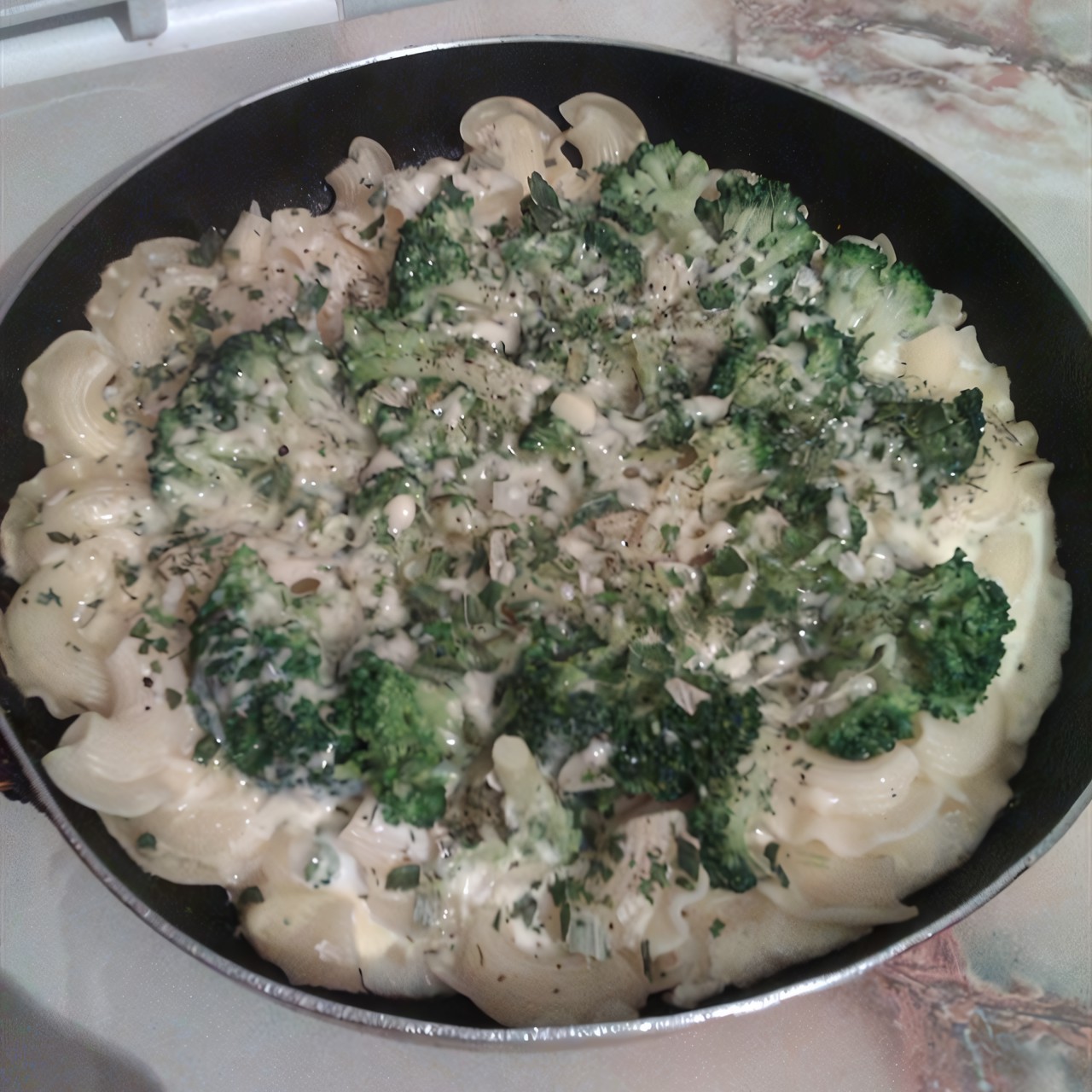 Запеканка из макарон и брокколи