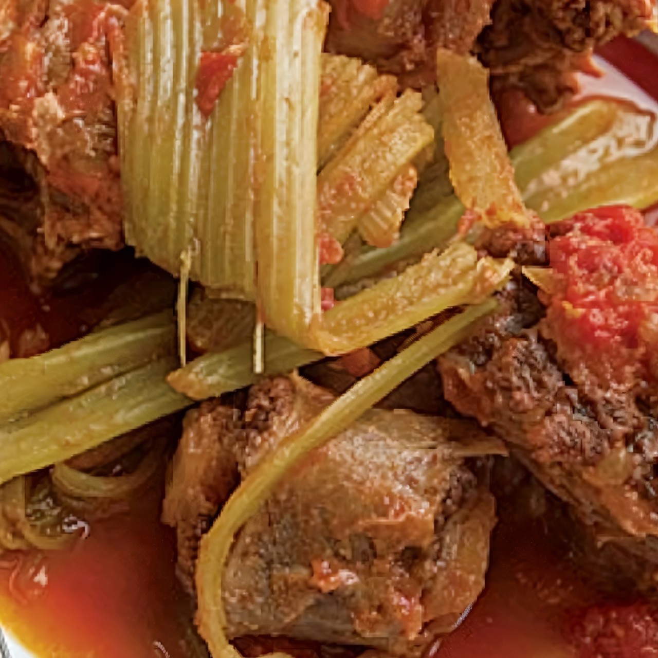 Жаркое из бычьих хвостиков