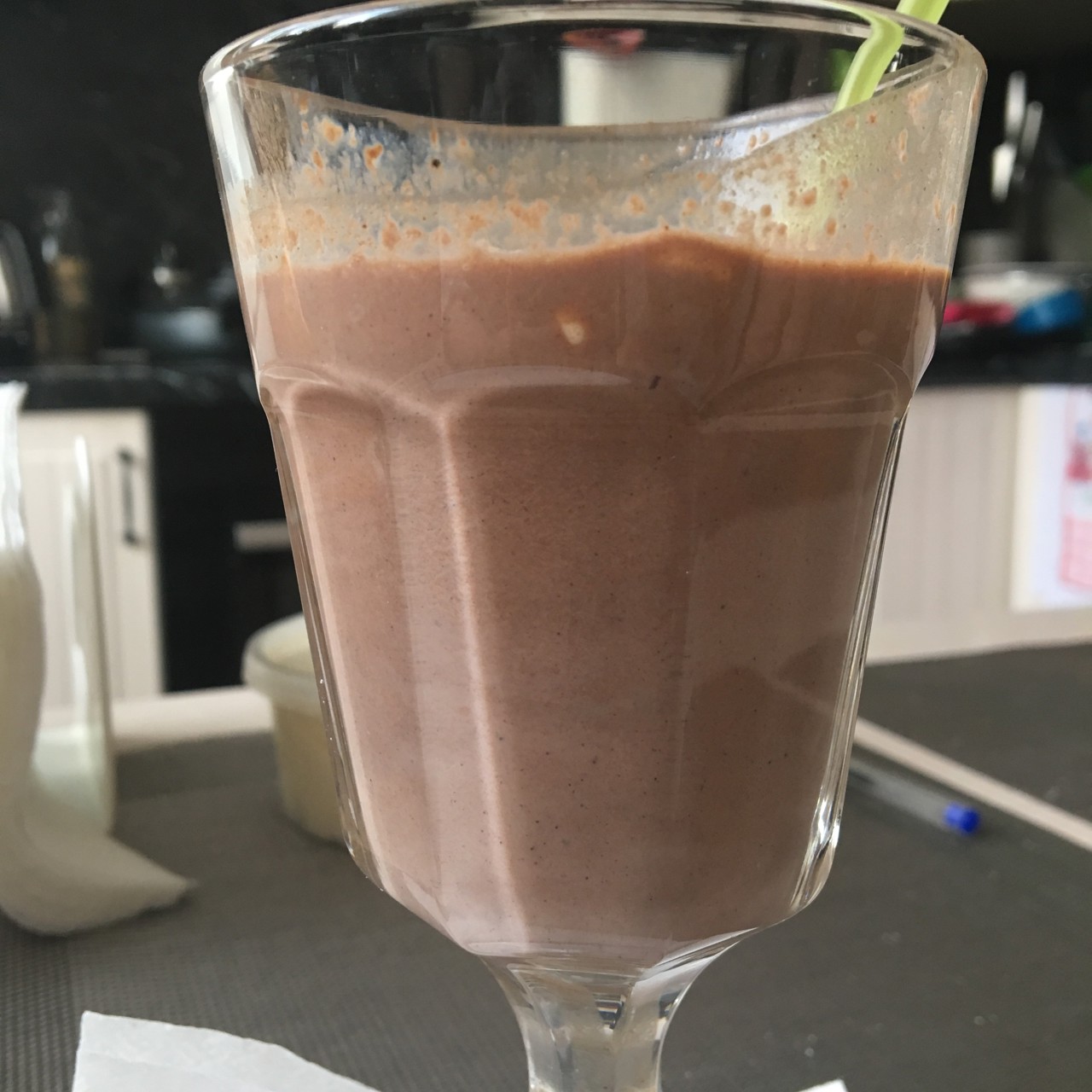 Зимний горячий шоколад с зефиром