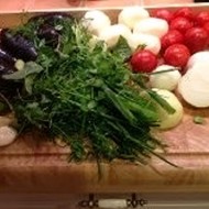 Аджапсандали с цыпленком табака