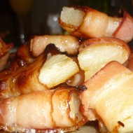 Ананас в беконе