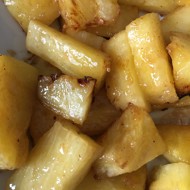 Ананасы в кардамоновой глазури