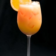 Апельсиновый крюшон с шампанским
