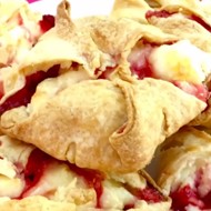 Ароматные пирожки с яблоками и корицей