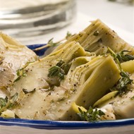 Артишоки в пряном винегрете