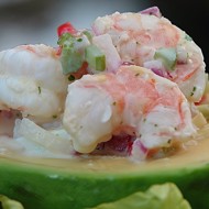 Авокадо фаршированные морепродуктами