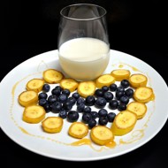 Банановый смузи с голубикой