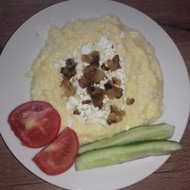 Банош со шкварками