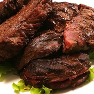 Баранья нога на гриле с травами