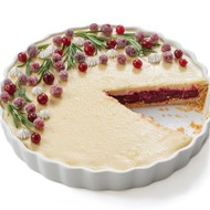 Безглютеновый пирог с клюквой и белым шоколадом