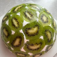 Бисквитный торт с киви