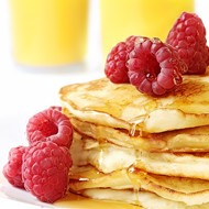 Блинчики нежные со сливками и сахаром