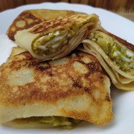 Блинчики с капустой и яйцом