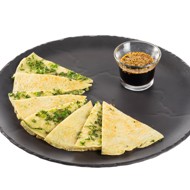 Блинчики с зеленым луком и кинзой