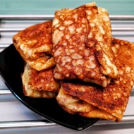 Блины с колбасой и сыром