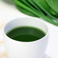 Бодрящий напиток из шпината