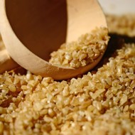 Булгур с куриным филе и курагой