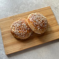 Булочки с кунжутом