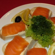 Бутерброд с красной рыбой