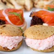 Бутерброд с тертым редисом