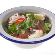 Быстрый мясной суп в стиле фо-бо