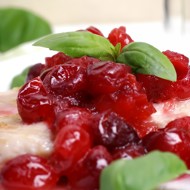 Чатни из клюквы, груши и имбиря