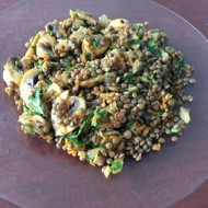 Чечевица с шампиньонами