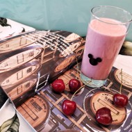 Черешневый йогурт