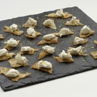 Чипсы из куриной кожи