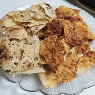 Чипсы из лаваша с паприкой и прованскими травами