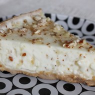 Чизкейк с пралине из грецких орехов