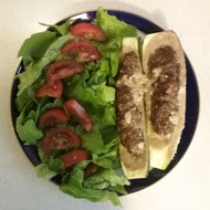 Цукини фаршированные мясным фаршем с ворчестерским соусом