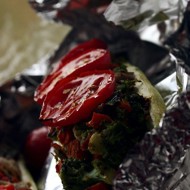 Цукини, запеченные с брокколи, грибами и морковью