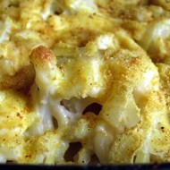 Цветная капуста под сырным соусом