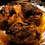 Цыпленок корнишон в маринаде из кокосового молока с красным карри