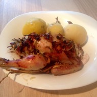 Цыпленок запеченный под соусом из компота